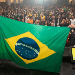 Presidente da Forever Living mundial visita o Brasil durante evento